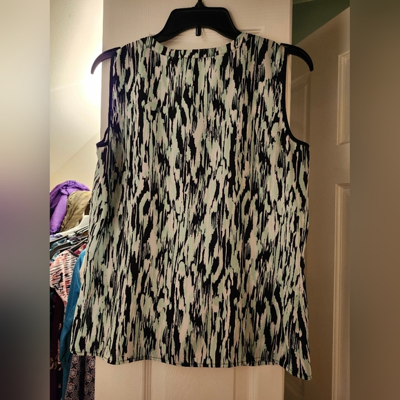 Calvin Klein Blouse - Picture 2 of 3